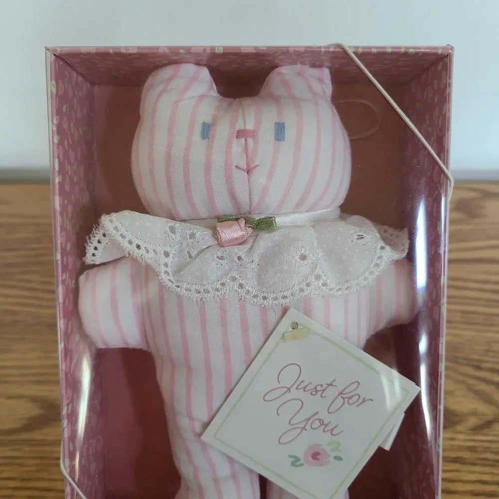 Hallmark exclusive item